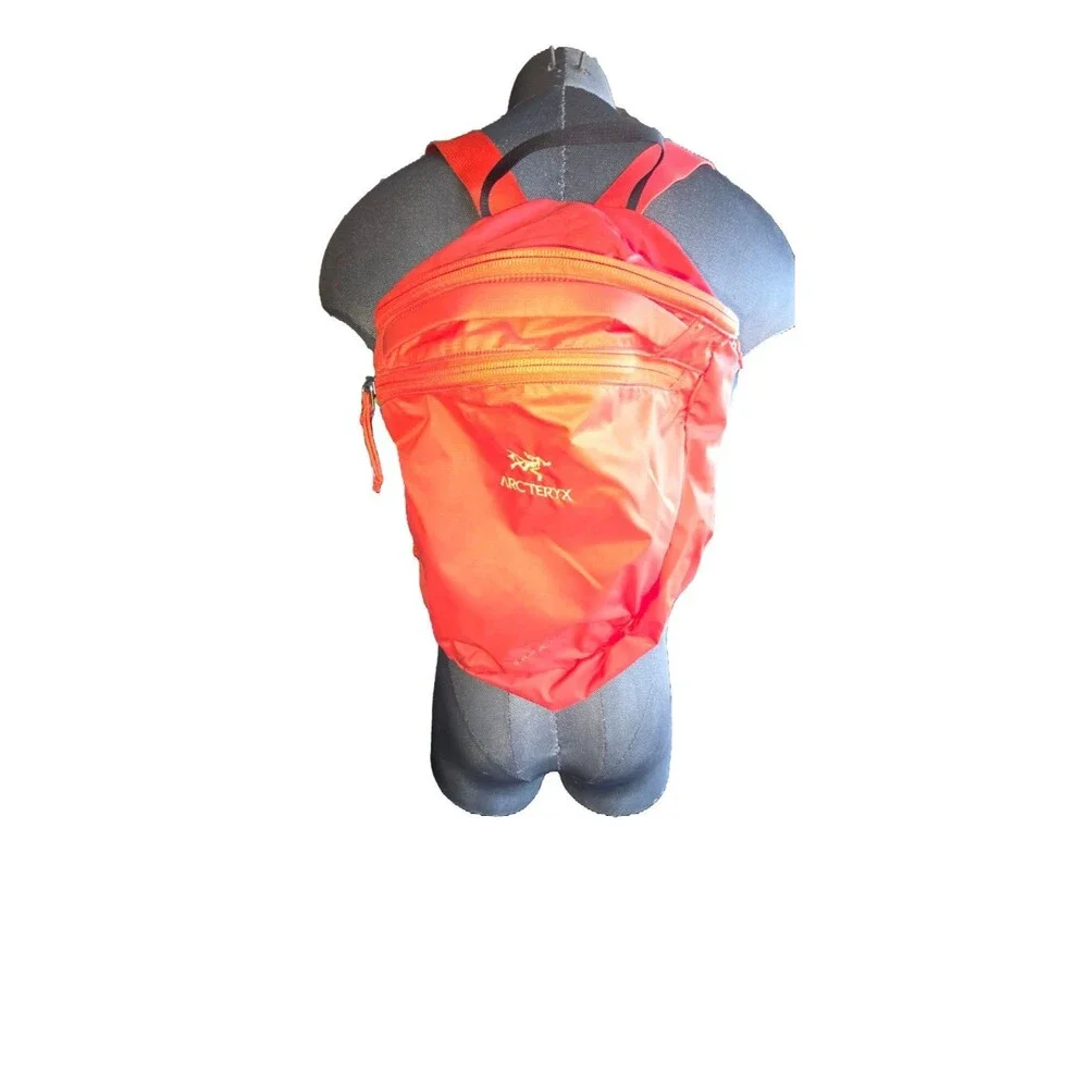 Arc'teryx Index 15 Ultralight Daypack Backpack – 15L Packable Hiking Orange